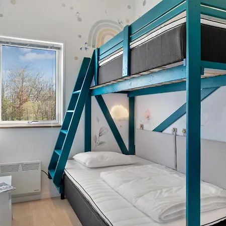 度假居 Lovely In With Wifi Føllenslev